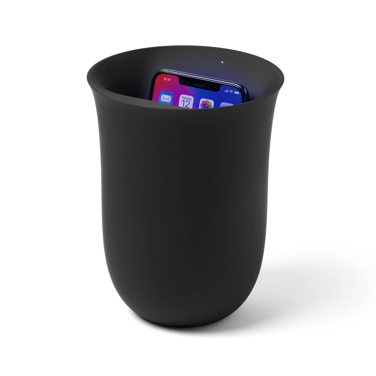 Lexon OBLIO | French-Designed QI Wireless Charger Station with Built-in UV Sanitizer | Qi Charging Technology | Automatic Sanitizing Cycle | Qi-Certified | Black | IZI